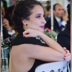 Meet your Posher, Lina mariana